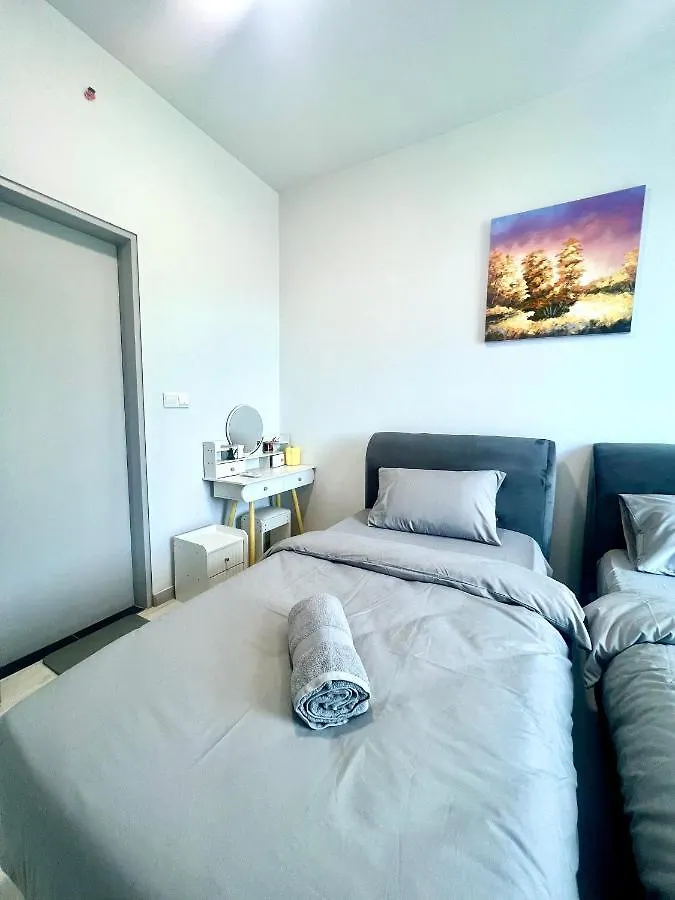 Botiza Suites At Jesselton Quay Kota Kinabalu 0*,