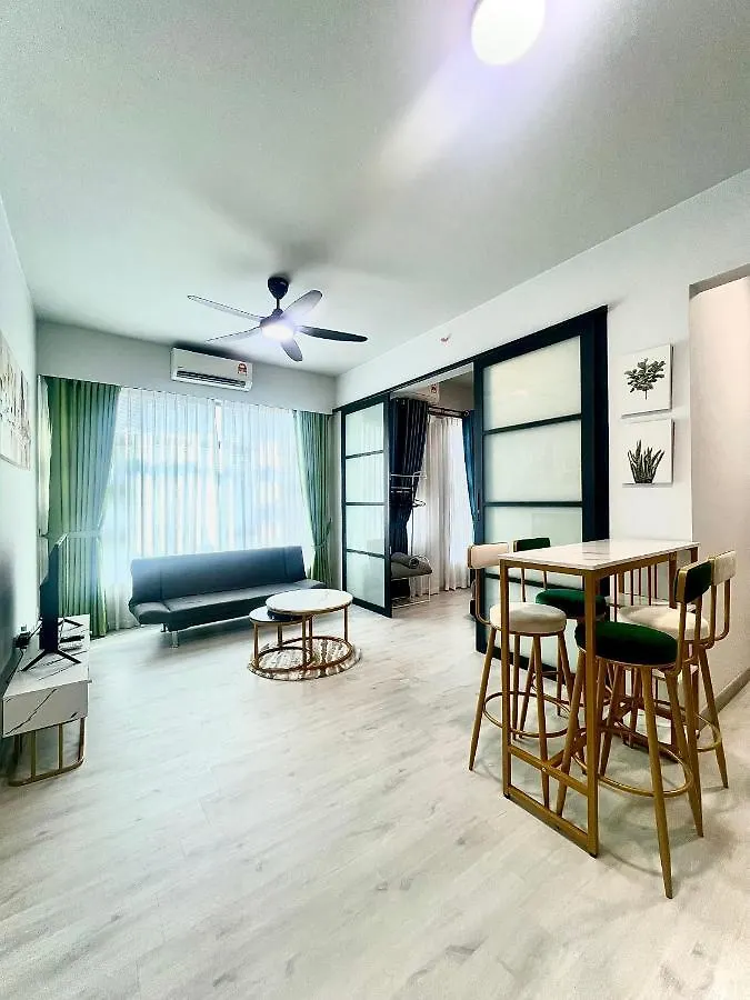 Botiza Suites At Jesselton Quay Kota Kinabalu Apartment