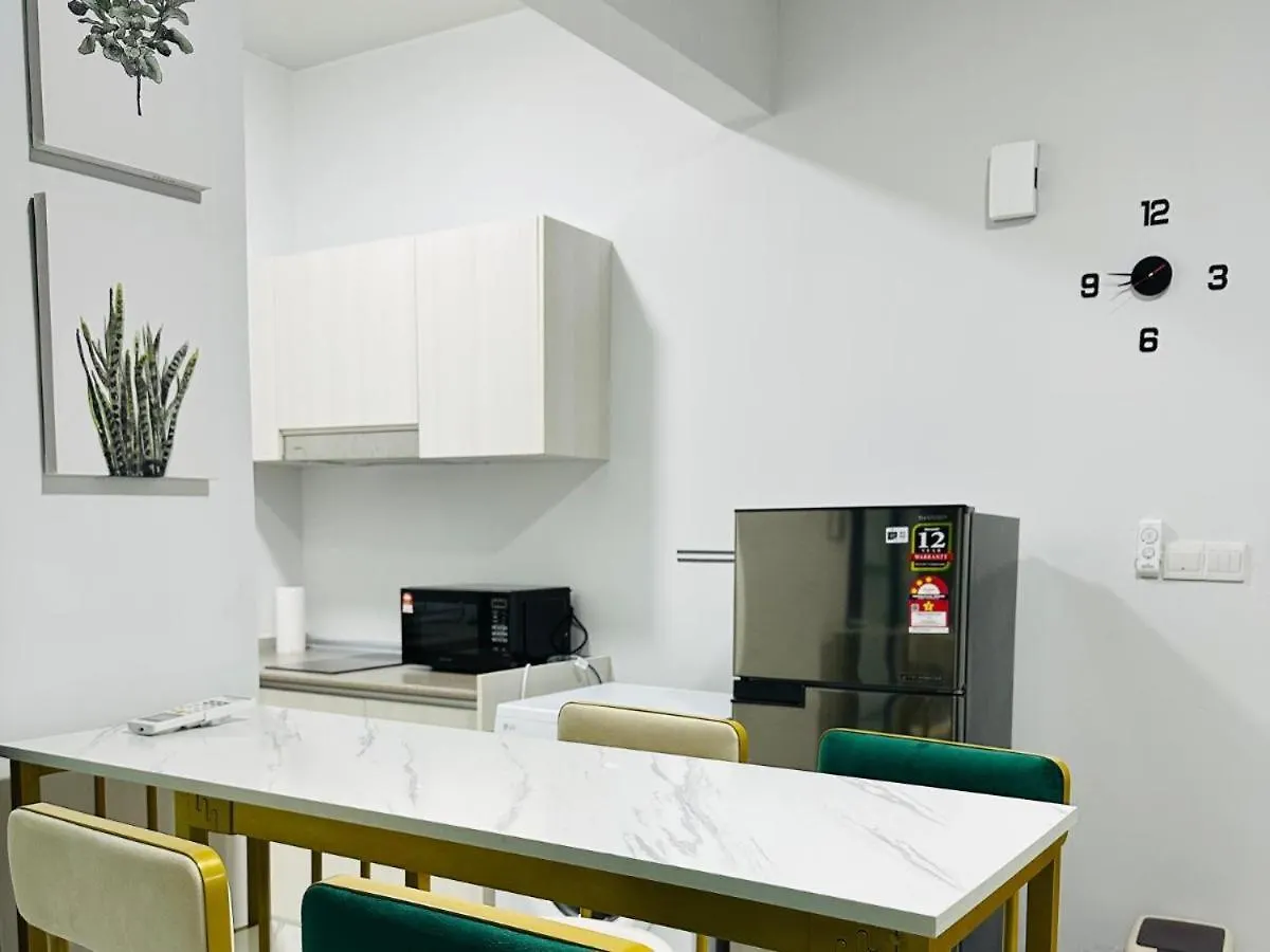 Botiza Suites At Jesselton Quay Kota Kinabalu Apartment