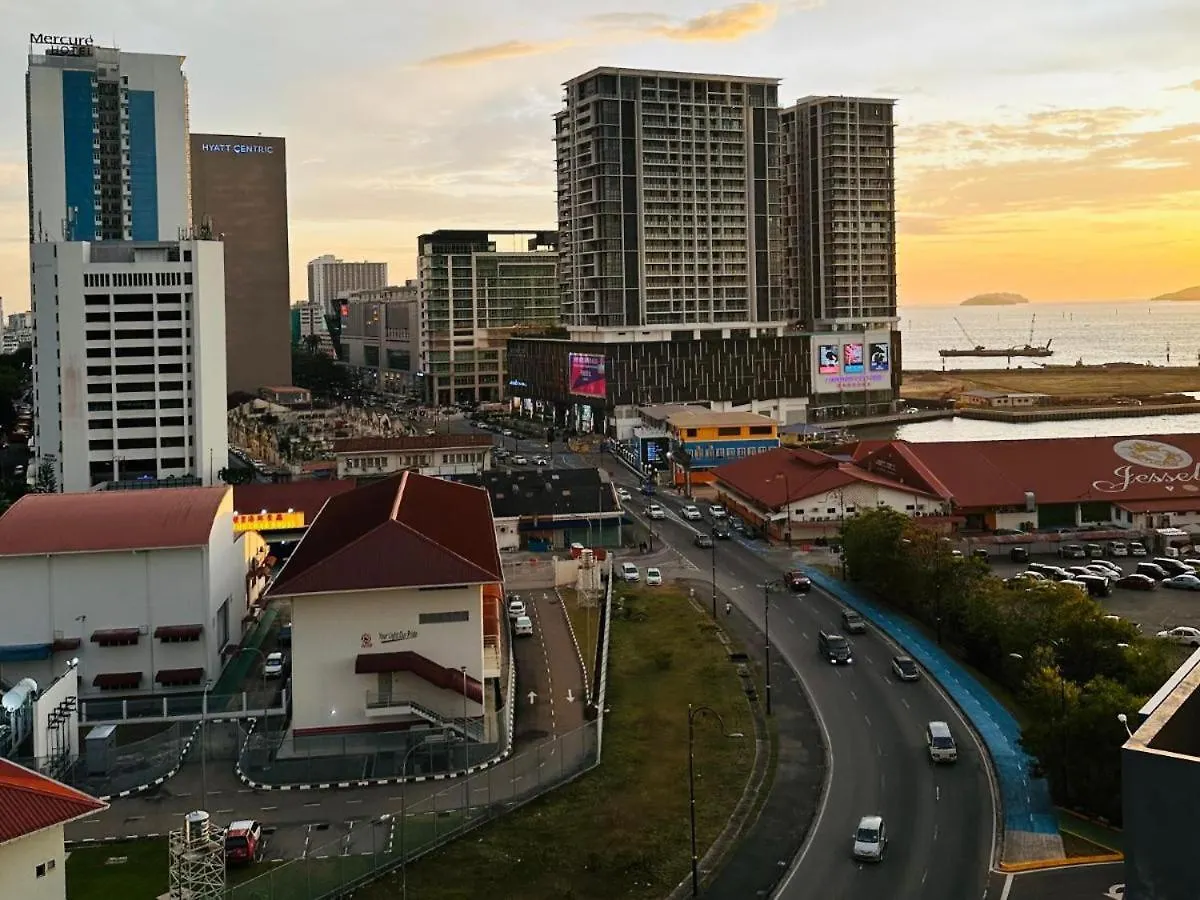 Botiza Suites At Jesselton Quay Kota Kinabalu 0*,  Malaysia