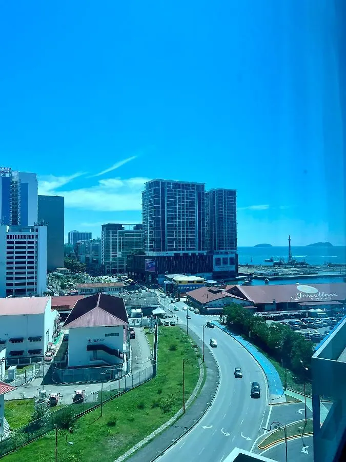 Botiza Suites At Jesselton Quay Kota Kinabalu